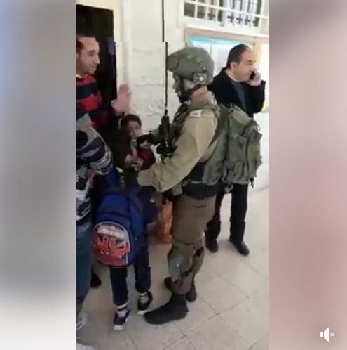 Arrestation d'un enfant de dix ans dans une école de Hébron